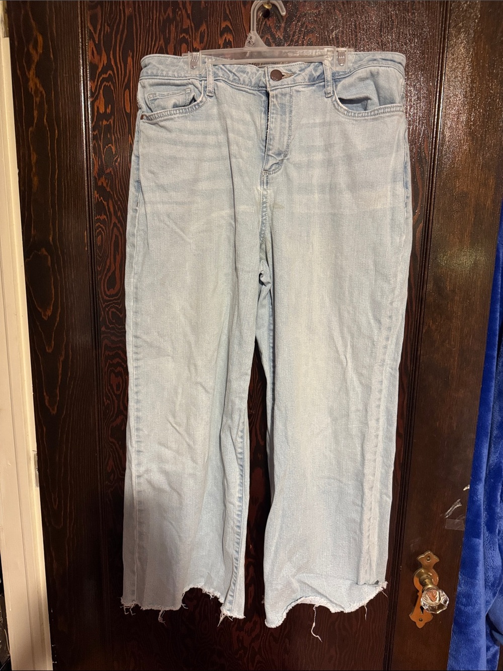 Light Wash Wide Leg Women's Jeans